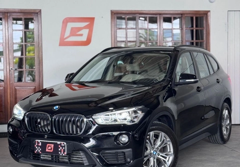 Bmw X1 2019 Preto — foto 1 de 3