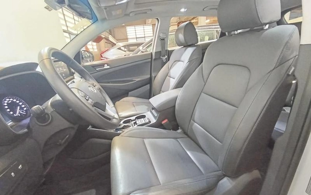 imagem-https://www.socarrao.com.br/sc-vehicle-images-prod/2070468/1787499927505-8177475_5_B_74ba42a33c.jpeg