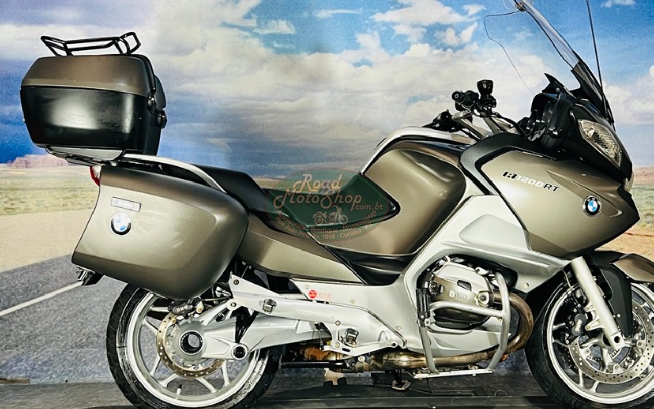 BMW R 1200 RT  na cor Prata em Curitiba / PR - 2071134