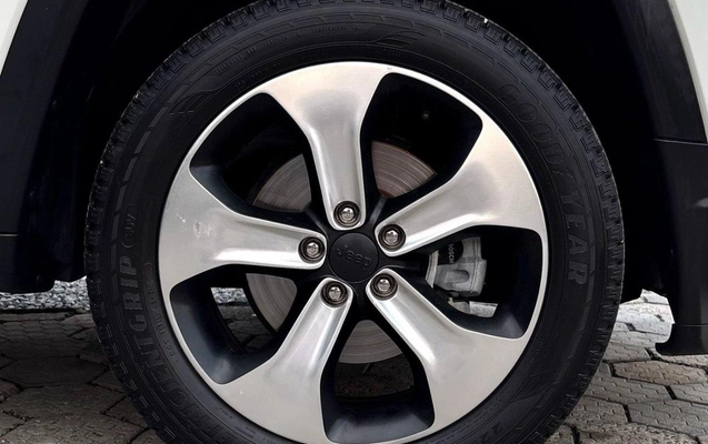 imagem-https://www.socarrao.com.br/sc-vehicle-images-prod/2071176/1783099986284-c253f2cd3bf64c11b196e980512d2cf1_1780680243401.jpg