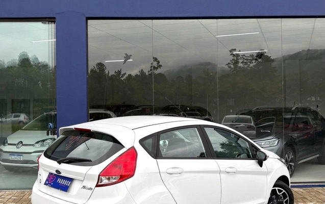 imagem-https://www.socarrao.com.br/sc-vehicle-images-prod/2071315/1781198924812-a8788088426c42e191b34f99f4d50f74_1779387268600.jpeg