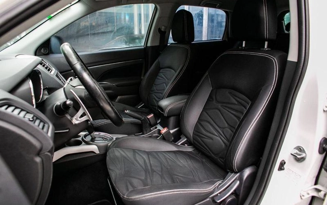 imagem-https://www.socarrao.com.br/sc-vehicle-images-prod/2071316/1789044901901-8168354_17_B_43ad991a30.jpeg