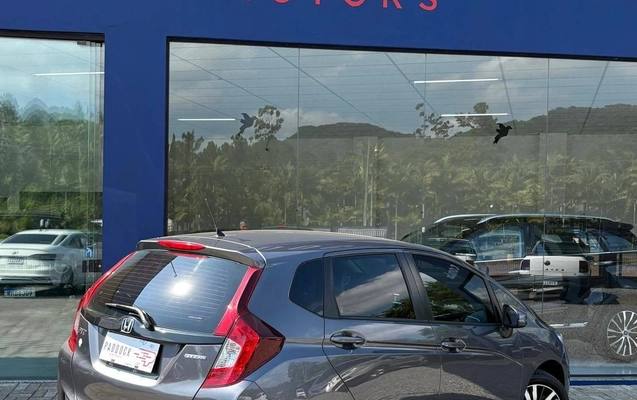 imagem-https://www.socarrao.com.br/sc-vehicle-images-prod/2071329/1781199090165-6a7a8fd721874efa96b1681275b26f9b_1776090958191.jpeg