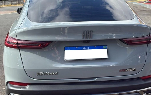 imagem-https://www.socarrao.com.br/sc-vehicle-images-prod/2071797/1781201811074-YjNkMDk1ZjYtYzQwNy00MmEyLTk4YTYtMWNjOGQwNzk4Y2ZkLmpwZWc.jpeg