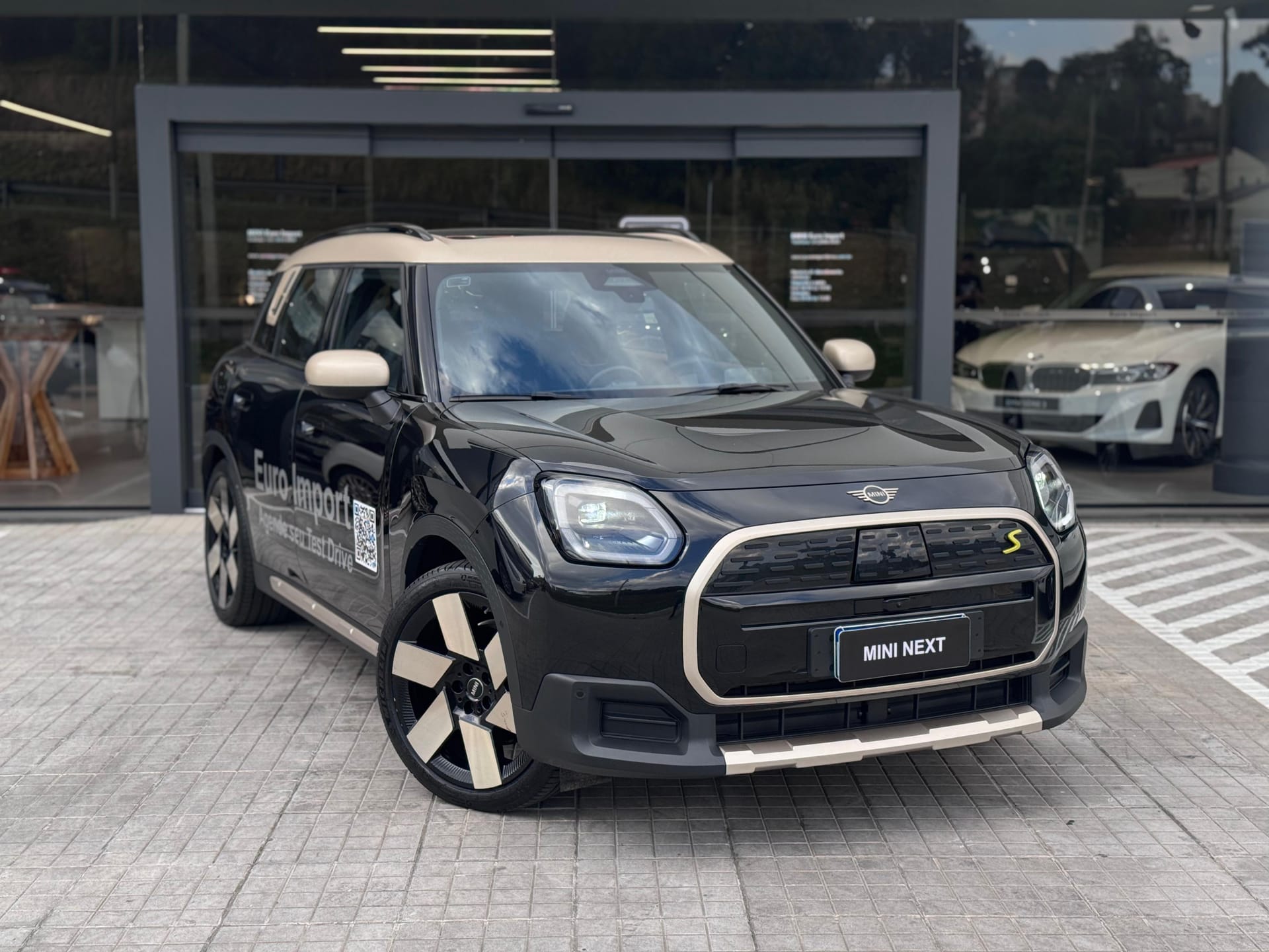 MINI COOPER Countryman S E ALL4 1.5 (Híb.) na cor Preto em Curitiba / PR - 20720