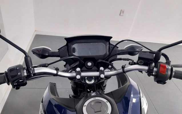 imagem-https://www.socarrao.com.br/sc-vehicle-images-prod/2072242/1784223093346-SPxTcMneCvVcUmaVL4CHExOM9GoepBZn.jpg