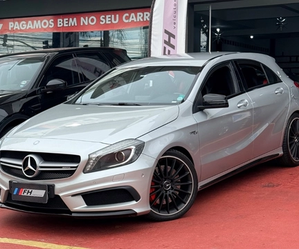 Mercedes-Benz A-45 AMG 2015 Prata — foto 1 de 3