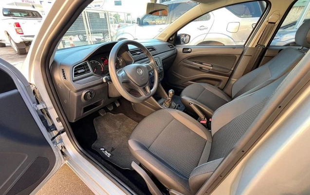 imagem-https://www.socarrao.com.br/sc-vehicle-images-prod/2072843/1788205052832-8178616_9_B_6fba2094de.jpeg