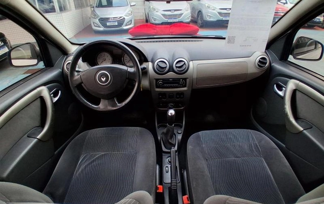 imagem-https://www.socarrao.com.br/sc-vehicle-images-prod/2073446/1789580205825-8165759_9_B_40865d7825.jpeg