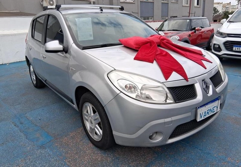 Renault Sandero 2011 Prata — foto 1 de 3