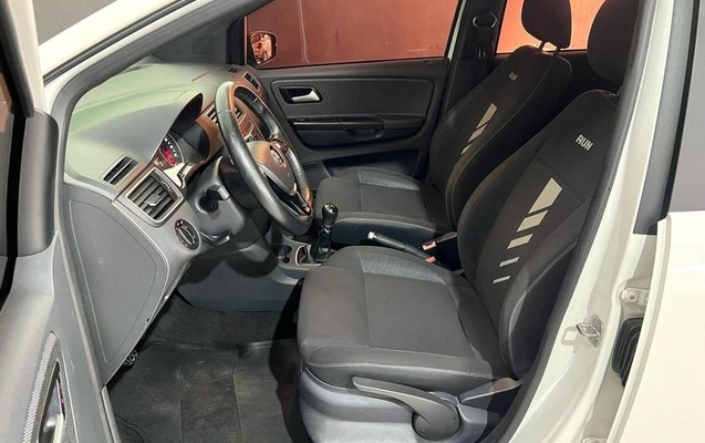 imagem-https://www.socarrao.com.br/sc-vehicle-images-prod/2073577/1788276797241-8159324_12_B_508f609579.jpeg