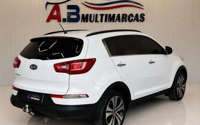 imagem-https://www.socarrao.com.br/sc-vehicle-images-prod/2073942/1788197290060-8169936_8_B_3fd24454c2.jpeg