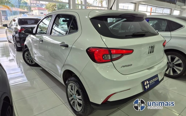 imagem-https://www.socarrao.com.br/sc-vehicle-images-prod/2074370/1781209934358-9535567b-b466-4c1d-98d4-2684f8dc7b6720260611165331.jpeg