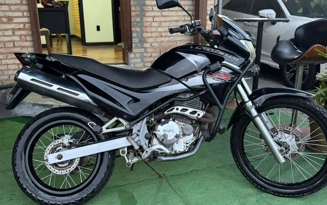 imagem-https://www.socarrao.com.br/sc-vehicle-images-prod/2074679/1781210726158-003_8a0cc1b5a195a5f9212d383b93abd3e1.jpeg