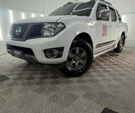 Nissan Frontier 2016 Branco — foto 1 de 3