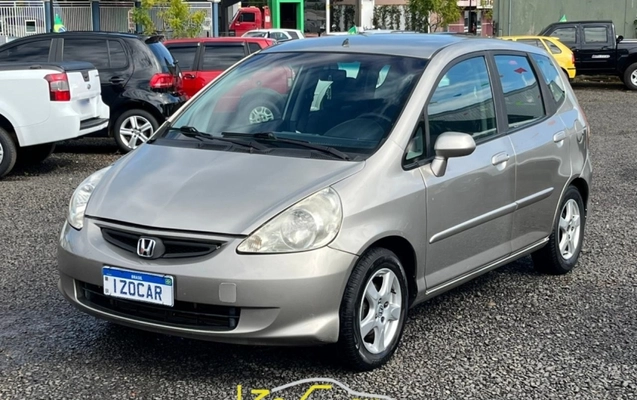 imagem-https://www.socarrao.com.br/sc-vehicle-images-prod/2075611/1781214435408-QSpkGXC6oSlQdKSE7EXThuQpCUOnjG4X.jpg