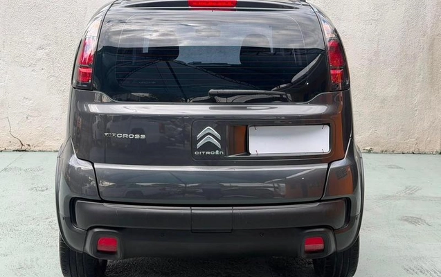 imagem-https://www.socarrao.com.br/sc-vehicle-images-prod/2076776/1787747800195-8179762_0_B_47f89e39df.jpeg