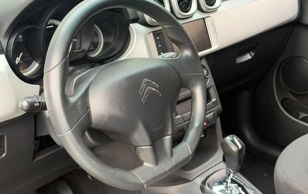 imagem-https://www.socarrao.com.br/sc-vehicle-images-prod/2076776/1787747800199-8179762_0_B_7c976d9b8c.jpeg