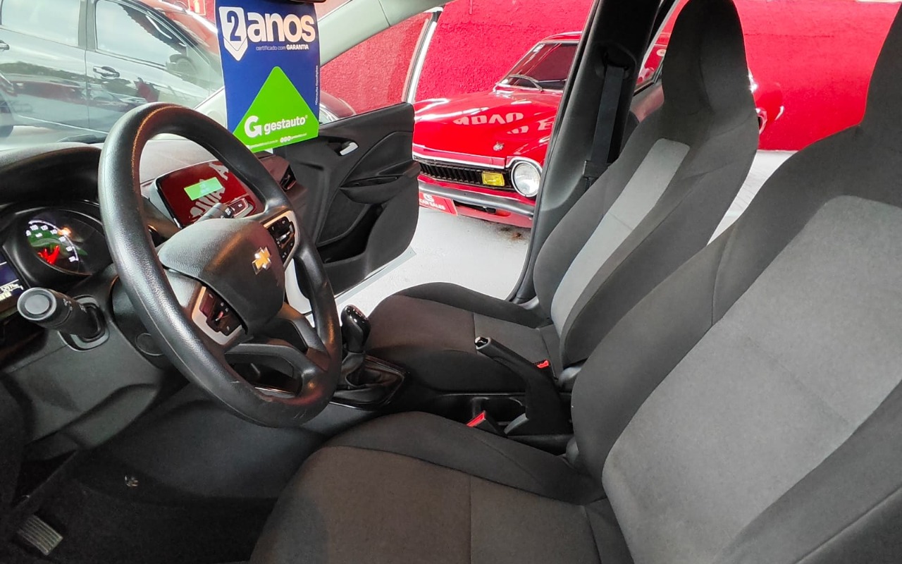 imagem-https://www.socarrao.com.br/sc-vehicle-images-prod/2077246/1781220900062-V2hhdHNBcHAgSW1hZ2UgMjAyNi0wNi0xMSBhdCAxNi4xMC4zNS5qcGVn.jpeg