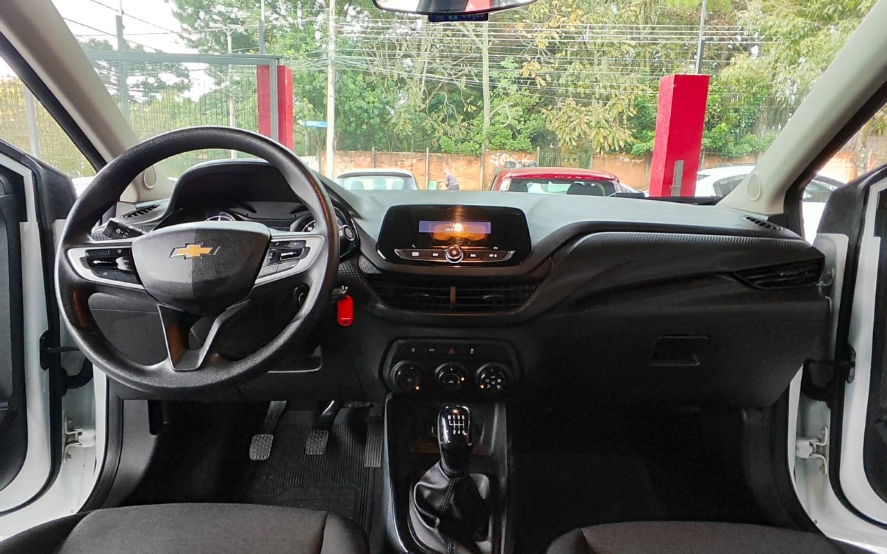 imagem-https://www.socarrao.com.br/sc-vehicle-images-prod/2077246/1781220900243-V2hhdHNBcHAgSW1hZ2UgMjAyNi0wNi0xMSBhdCAxNi4xMC4zOSAoMSkuanBlZw.jpeg