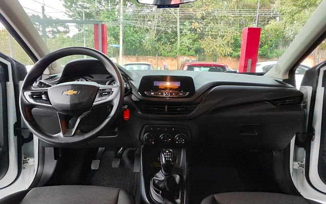 imagem-https://www.socarrao.com.br/sc-vehicle-images-prod/2077246/1781220900243-V2hhdHNBcHAgSW1hZ2UgMjAyNi0wNi0xMSBhdCAxNi4xMC4zOSAoMSkuanBlZw.jpeg