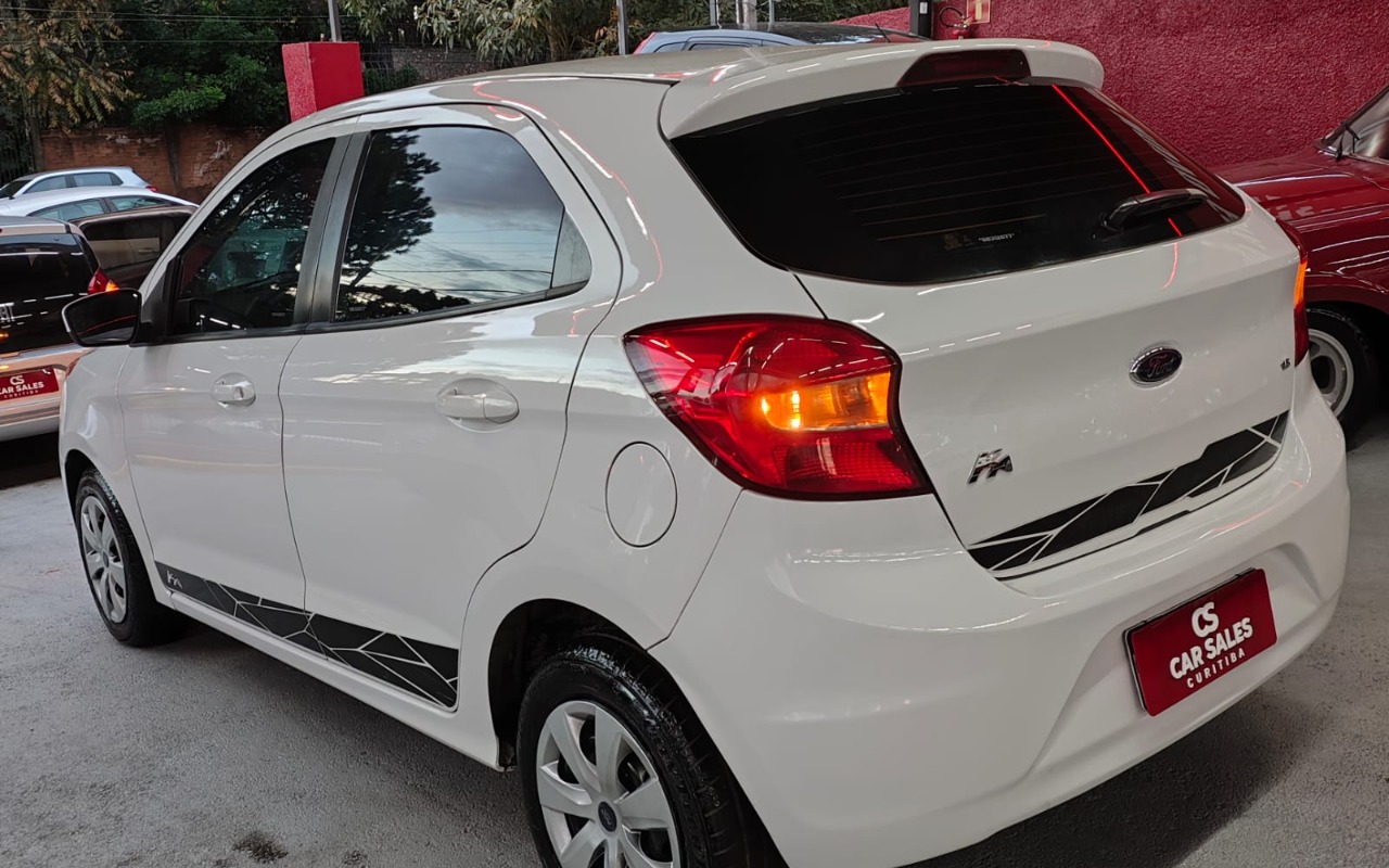imagem-https://www.socarrao.com.br/sc-vehicle-images-prod/2077385/1781221320015-V2hhdHNBcHAgSW1hZ2UgMjAyNi0wNi0xMSBhdCAxOC4yNi4xNi5qcGVn.jpeg
