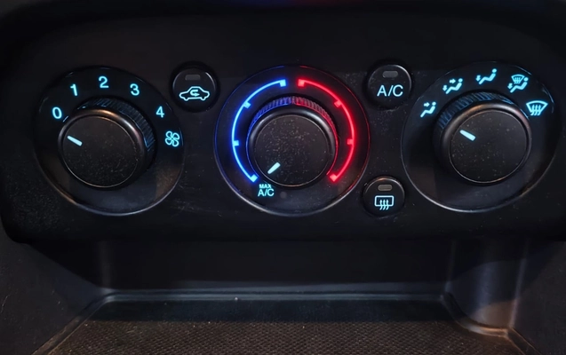 imagem-https://www.socarrao.com.br/sc-vehicle-images-prod/2077385/1781221320701-V2hhdHNBcHAgSW1hZ2UgMjAyNi0wNi0xMSBhdCAxOC4yNi4yMi5qcGVn.jpeg