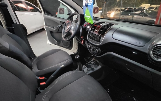 imagem-https://www.socarrao.com.br/sc-vehicle-images-prod/2077419/1781221429744-V2hhdHNBcHAgSW1hZ2UgMjAyNi0wNi0xMSBhdCAxOC4yNy40Ni5qcGVn.jpeg