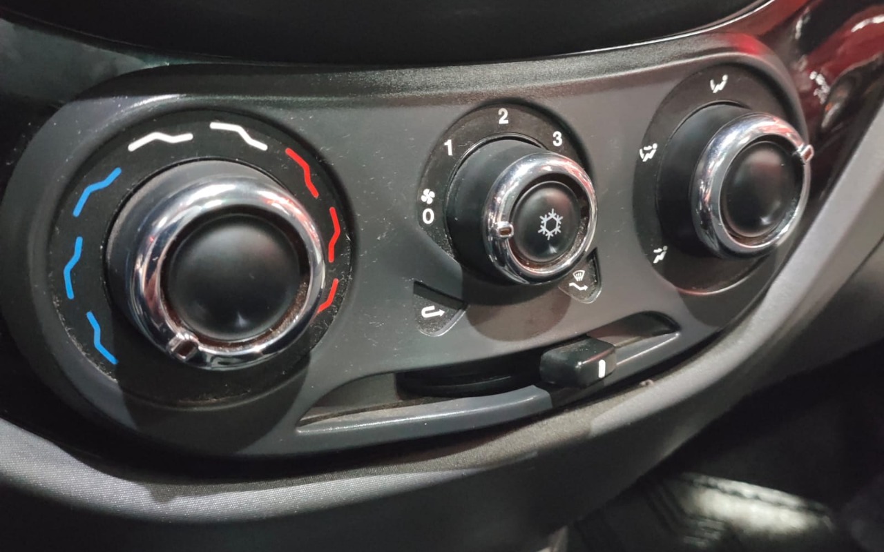 imagem-https://www.socarrao.com.br/sc-vehicle-images-prod/2077419/1781221429852-V2hhdHNBcHAgSW1hZ2UgMjAyNi0wNi0xMSBhdCAxOC4yNy40NyAoMikuanBlZw.jpeg