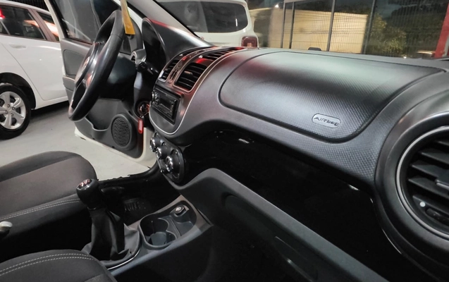 imagem-https://www.socarrao.com.br/sc-vehicle-images-prod/2077419/1781221429943-V2hhdHNBcHAgSW1hZ2UgMjAyNi0wNi0xMSBhdCAxOC4yNy40Ny5qcGVn.jpeg