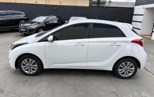 imagem-https://www.socarrao.com.br/sc-vehicle-images-prod/20850/1781527926147-7339170_1_B_bbcb5fd0a8.jpeg