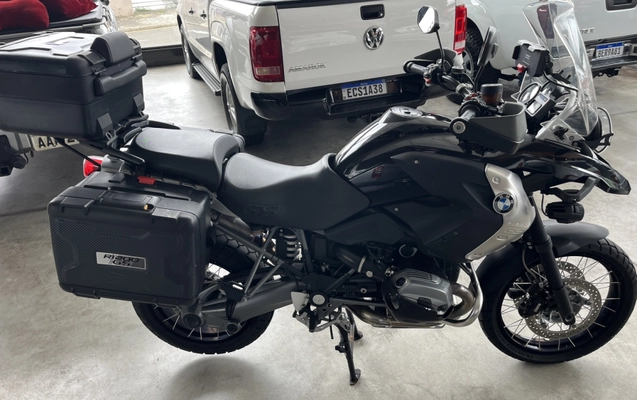 imagem-https://www.socarrao.com.br/sc-vehicle-images-prod/2087113/1786107434997-fjYlC7v5KiXrMbYn9Sl5xQof6wetKRaZ8NuL.jpg