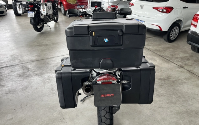 imagem-https://www.socarrao.com.br/sc-vehicle-images-prod/2087113/1786107435000-hQc1nNsPJ6Z5vHn1ztMTu5BySBGPDBox98RD.jpg