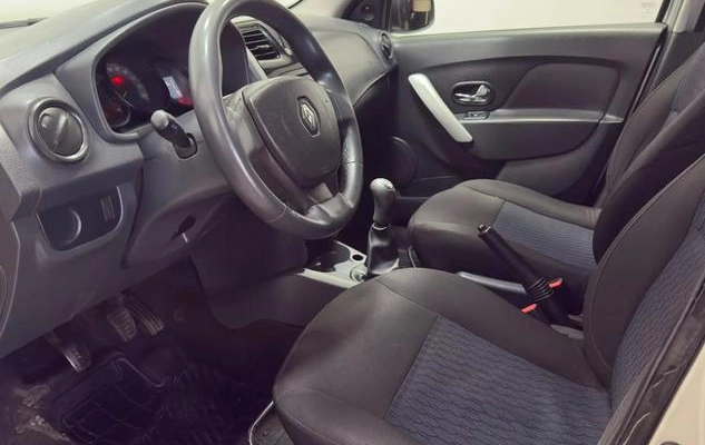 imagem-https://www.socarrao.com.br/sc-vehicle-images-prod/2087149/1788361071458-8137178_7_B_95383cefe2.jpeg