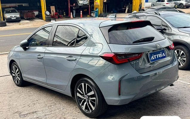 imagem-https://www.socarrao.com.br/sc-vehicle-images-prod/2087421/1781267599181-4db00488-7226-4b8a-a461-437d1d8419bd.jpg