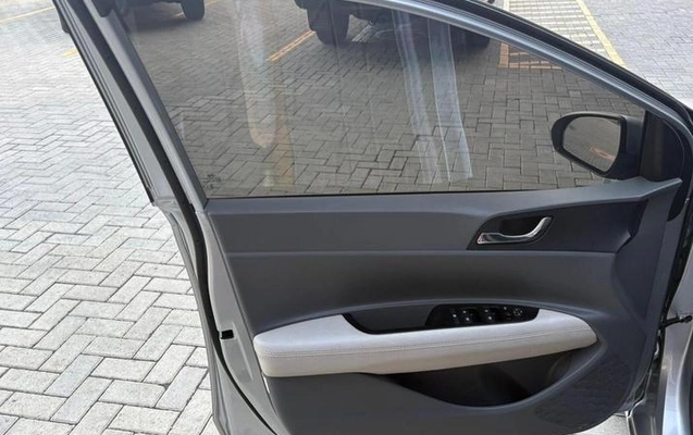 imagem-https://www.socarrao.com.br/sc-vehicle-images-prod/2087525/1789407199782-8176080_8_B_cf1275735c.jpeg