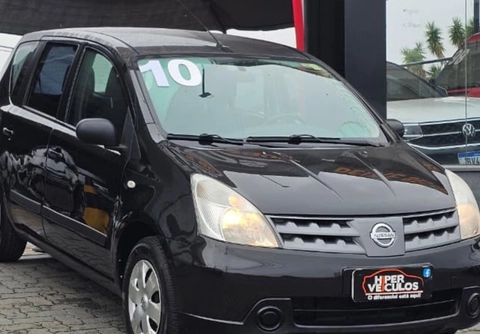 Nissan LIVINA 2010 Preto — foto 1 de 3