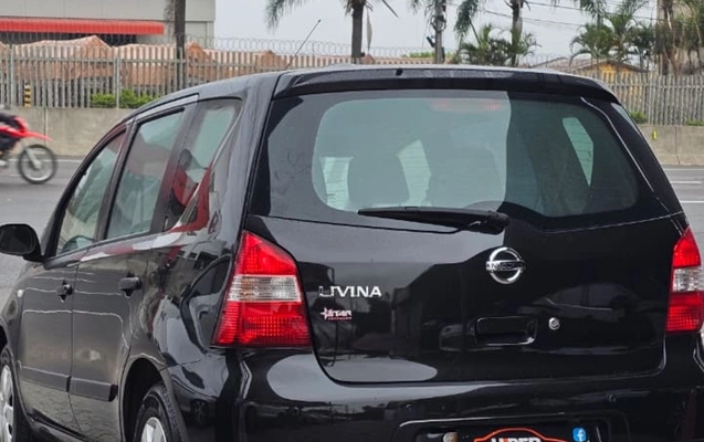 imagem-https://www.socarrao.com.br/sc-vehicle-images-prod/2087540/1781269634259-NjVmY2FjMTktYjgyMC00OWUxLWFkNzUtMjUzOWE2N2M4M2IxLmpwZw.jpg