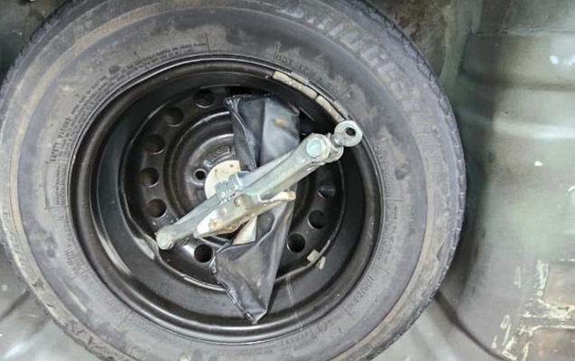 imagem-https://www.socarrao.com.br/sc-vehicle-images-prod/2087540/1781269634566-OWU2MWI4OTEtMGU2My00ZDU1LTk4MTQtNDM3ZDA4MzYyY2NhLmpwZw.jpg