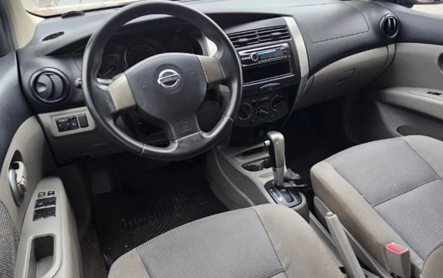 imagem-https://www.socarrao.com.br/sc-vehicle-images-prod/2087540/1781269635562-YmNhNjc0OWItZTk3YS00MWQ5LTgzOWItMjc0ZGJmNTdiZTc1LmpwZw.jpg