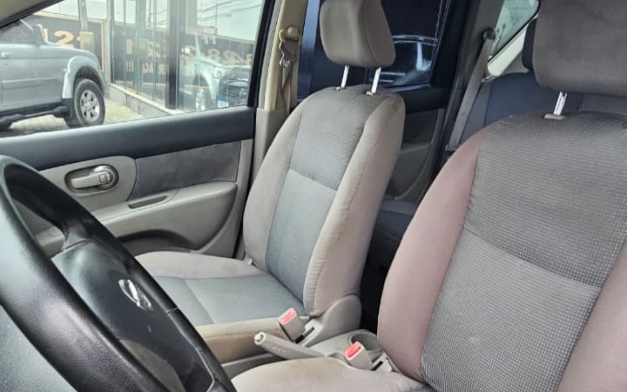 imagem-https://www.socarrao.com.br/sc-vehicle-images-prod/2087540/1781269635759-ZGQwMGU5OTgtYmEwZS00ZTg4LWFlMDgtYjg1Y2UzZDY5NjMzLmpwZw.jpg