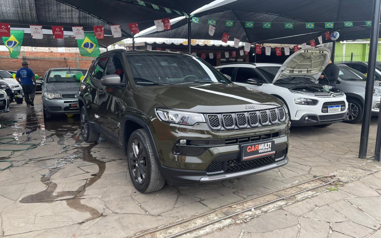 Jeep Compass 2022 Verde — foto 1 de 3