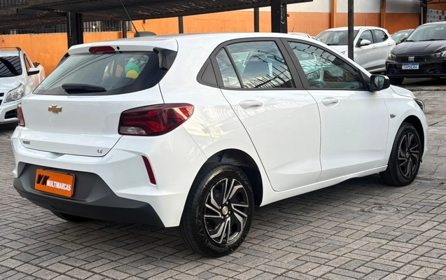 imagem-https://www.socarrao.com.br/sc-vehicle-images-prod/2088354/1781272096692-V2hhdHNBcHAgSW1hZ2UgMjAyNi0wNi0xMiBhdCAxMC4yMi4zNy5qcGVn.jpeg