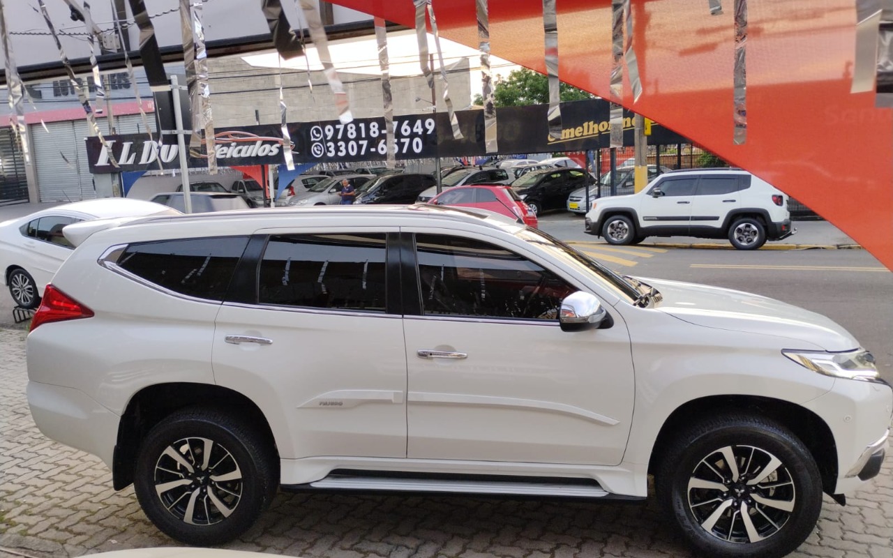 imagem-https://www.socarrao.com.br/sc-vehicle-images-prod/2088541/1781272785267-OC5qcGVn.jpeg