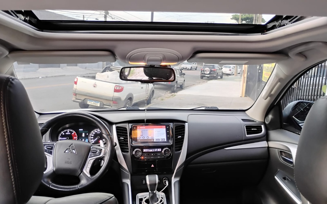 imagem-https://www.socarrao.com.br/sc-vehicle-images-prod/2088541/1781272785635-OS5qcGVn.jpeg