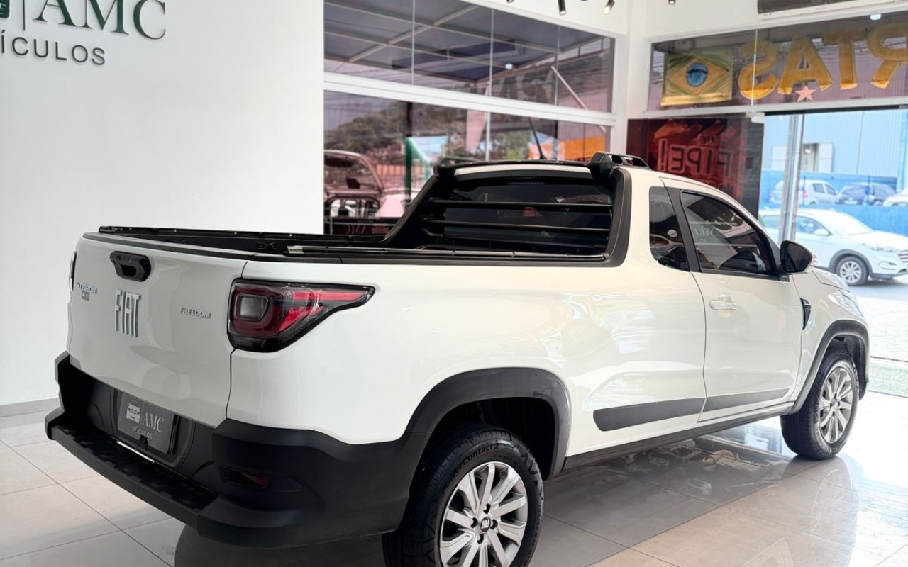 imagem-https://www.socarrao.com.br/sc-vehicle-images-prod/2088588/1781272854262-V2hhdHNBcHAgSW1hZ2UgMjAyNi0wNi0xMSBhdCAxNS40My40MC5qcGVn.jpeg