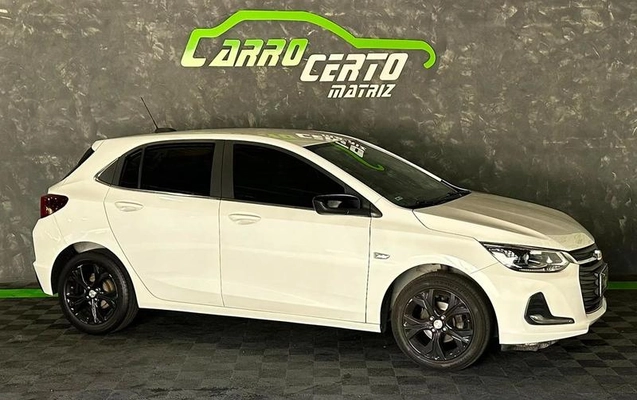 imagem-https://www.socarrao.com.br/sc-vehicle-images-prod/2088668/1789062597807-8137602_13_B_23e50317bf.jpeg