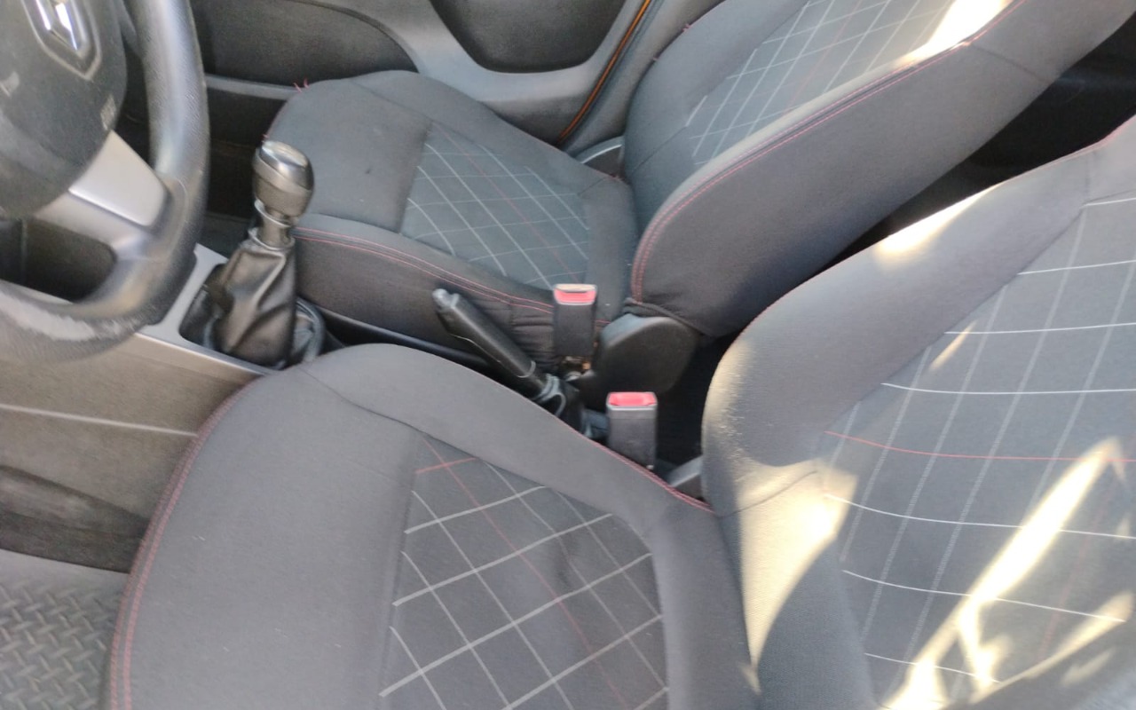 imagem-https://www.socarrao.com.br/sc-vehicle-images-prod/2088967/1781274000465-MTEuanBlZw.jpeg
