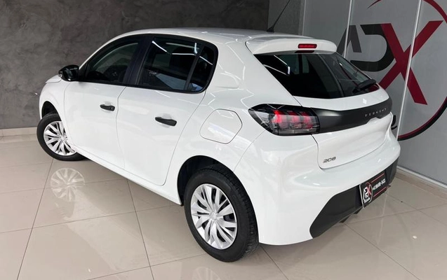 imagem-https://www.socarrao.com.br/sc-vehicle-images-prod/2089275/1787340403218-7684431_8_B_829c16b079.jpeg