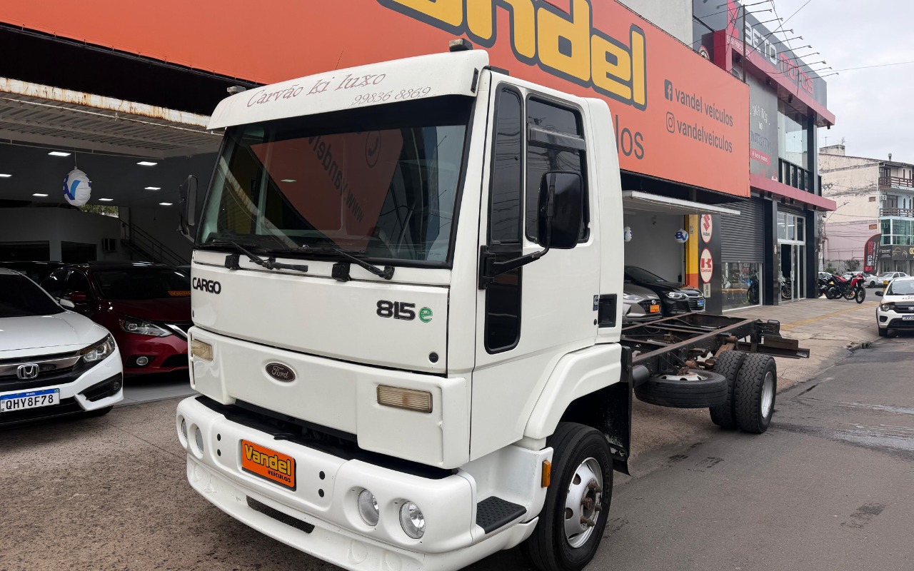Ford CARGO 815/815 2006 Branco — foto 1 de 3